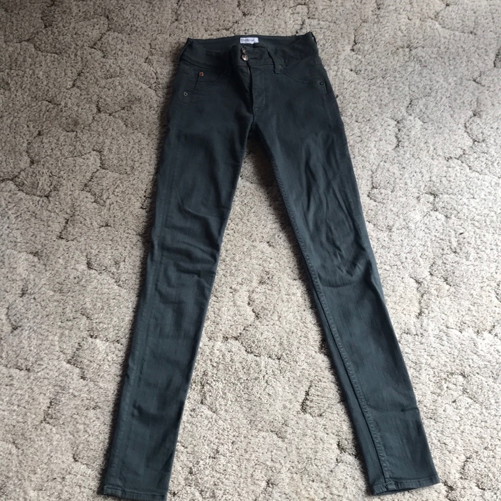 Skinny jeans